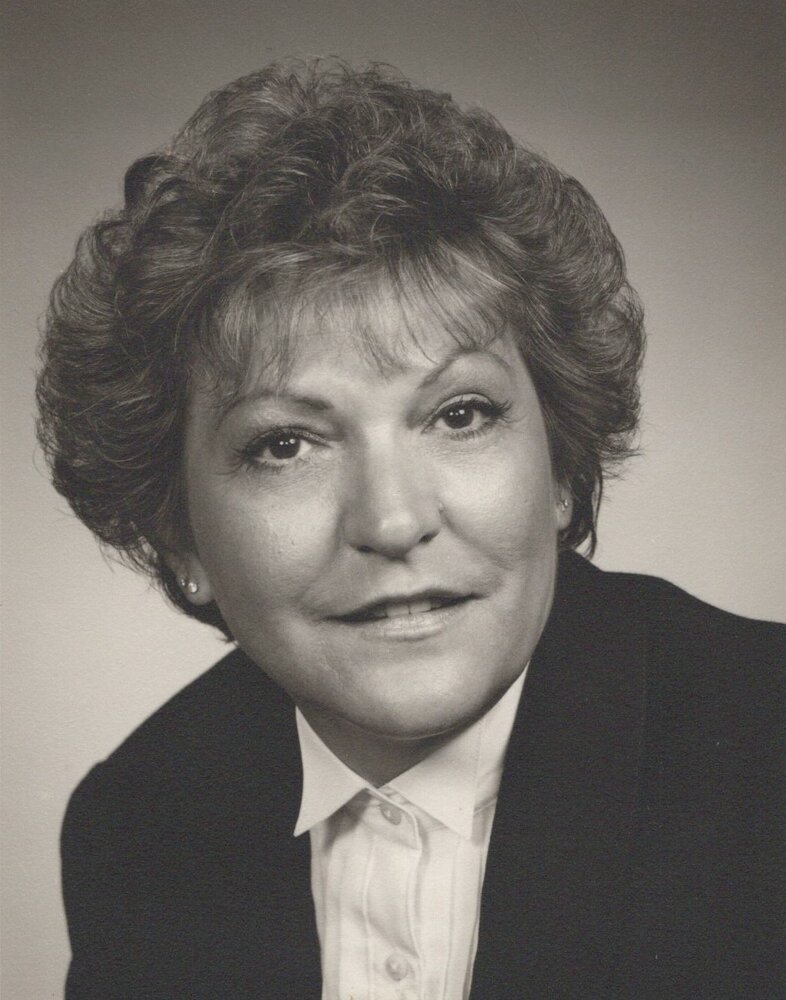 Darlene  Gregory